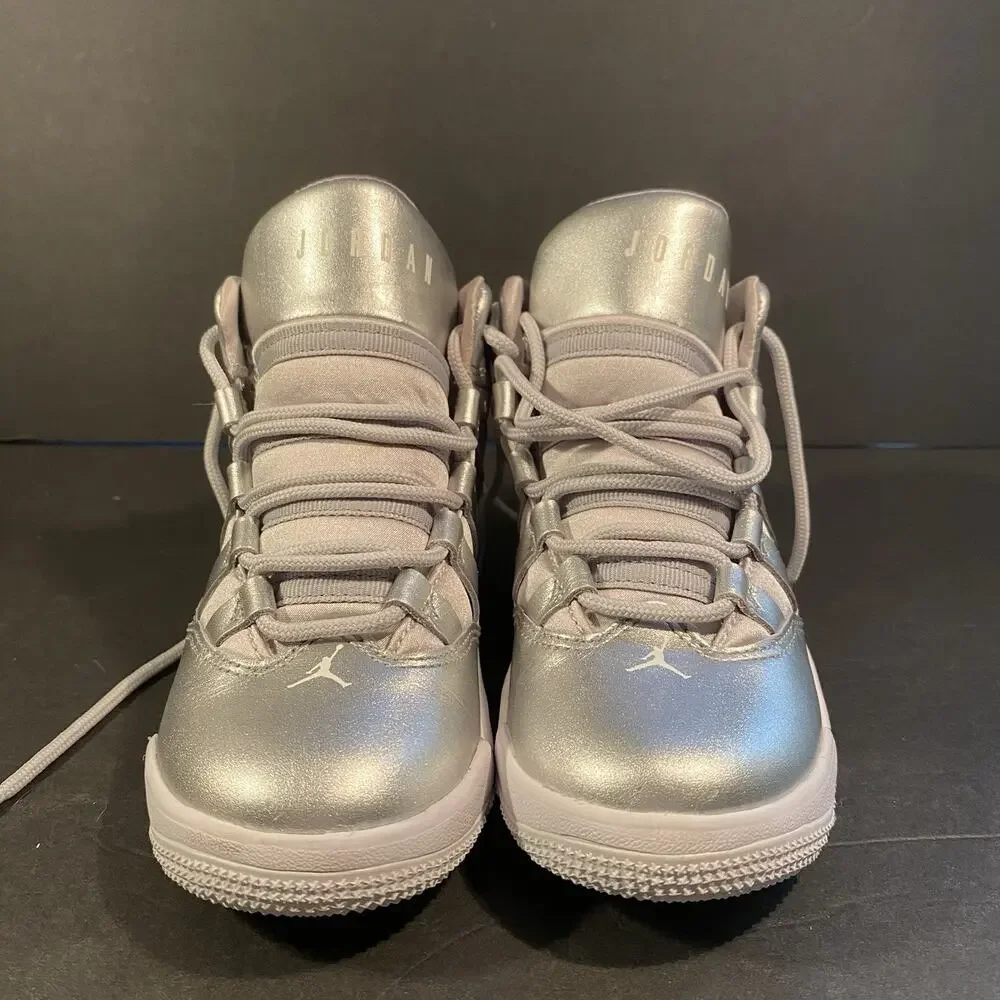 Jordan Max Aura 4 Shoes Metallic Silver Kids Size 11C